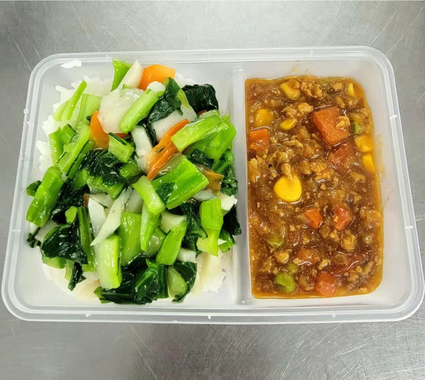 午膳飯盒