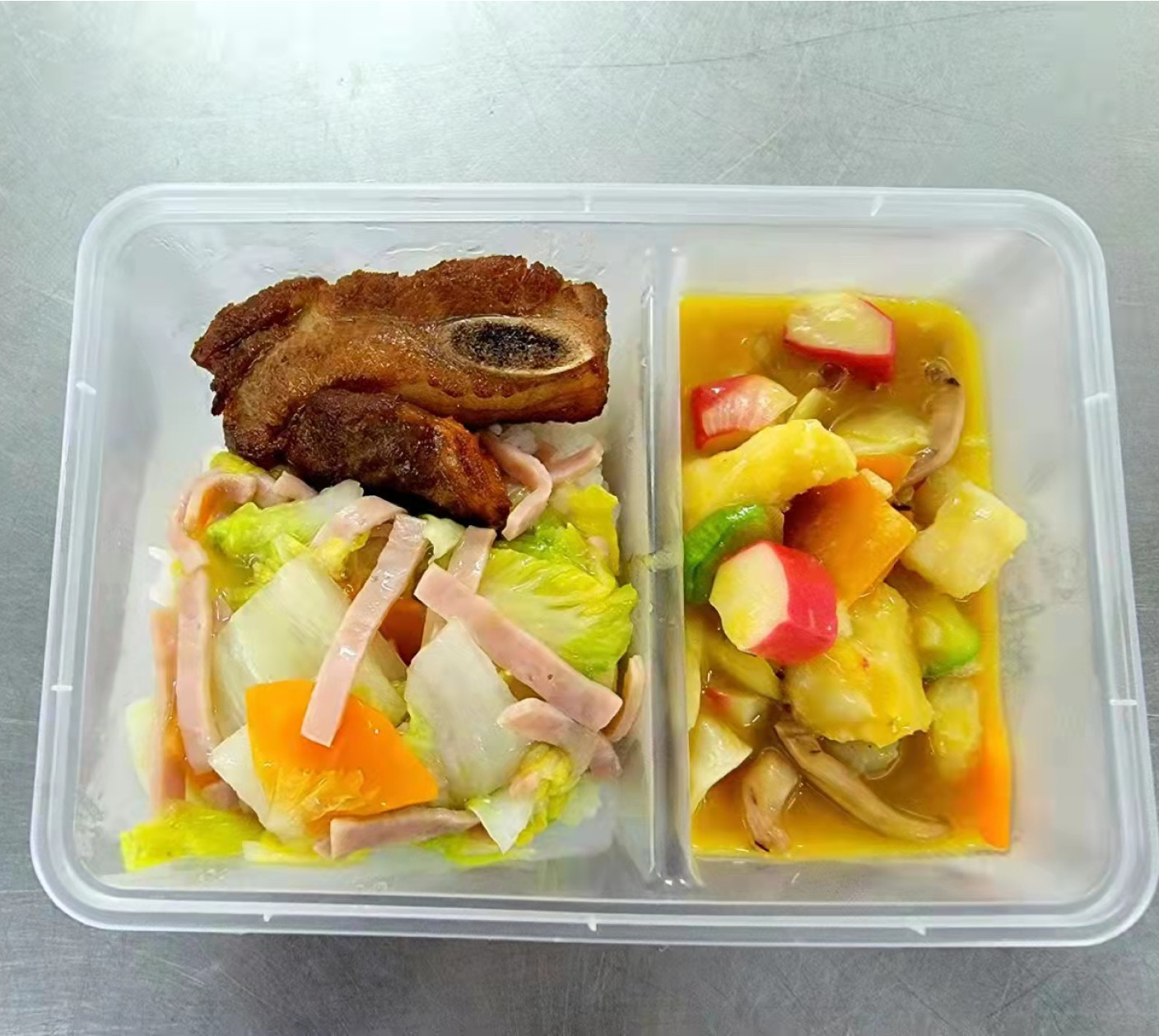 午膳飯盒